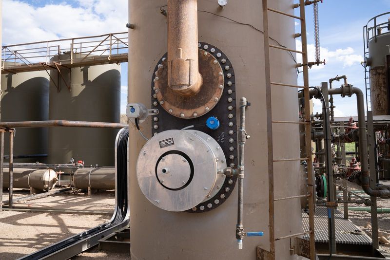 Elite Anode receiver flanged onto a heater treater